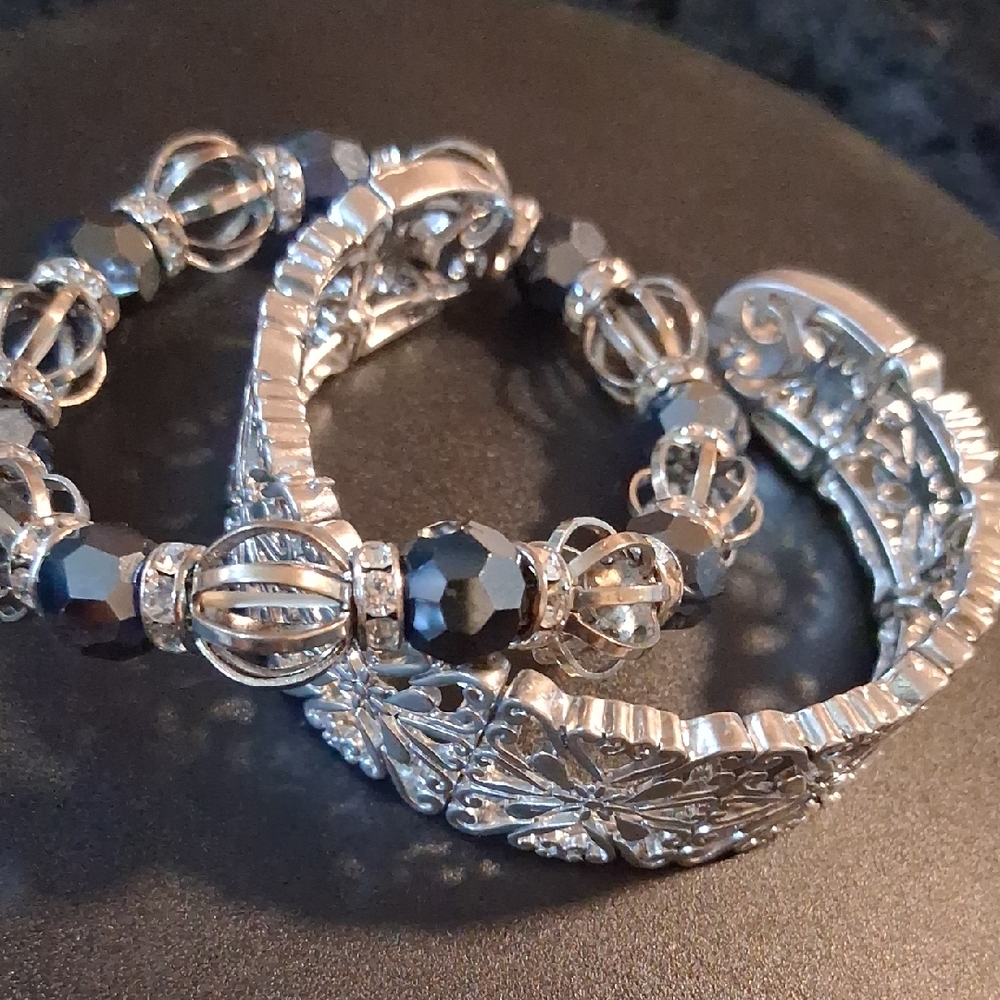 Elegant Silver Bracelet Set